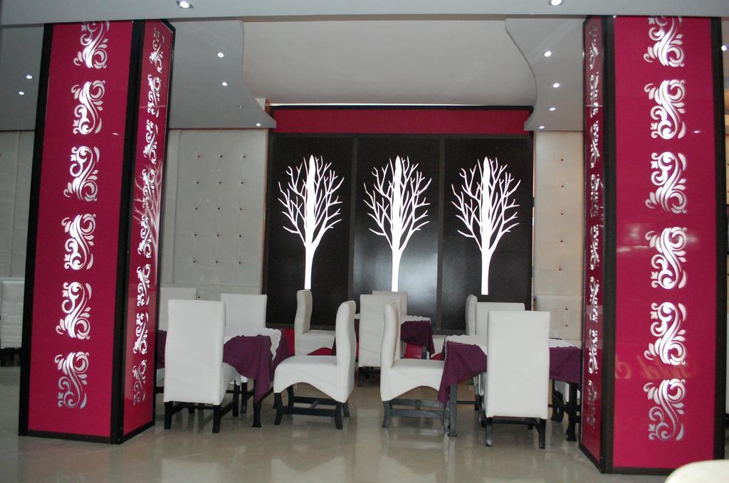 Hotel Salwan Λααγιούν Εξωτερικό φωτογραφία