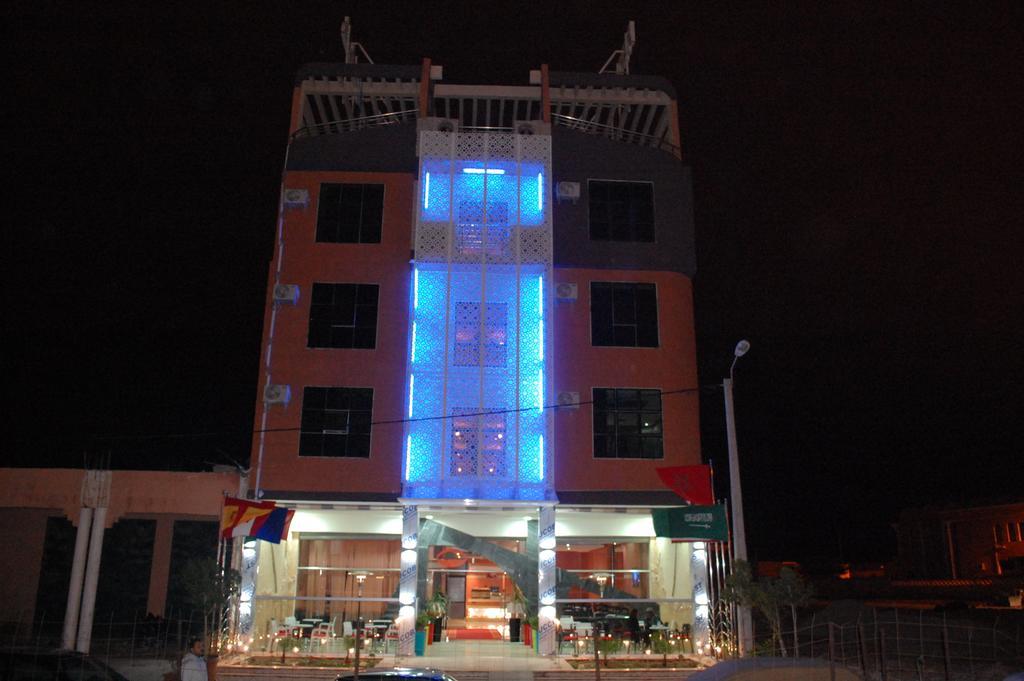 Hotel Salwan Λααγιούν Εξωτερικό φωτογραφία
